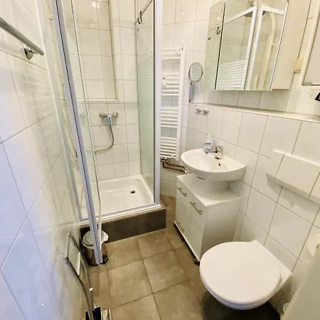 Ruder, Urlaub In Warnemuende Apartment Rostock